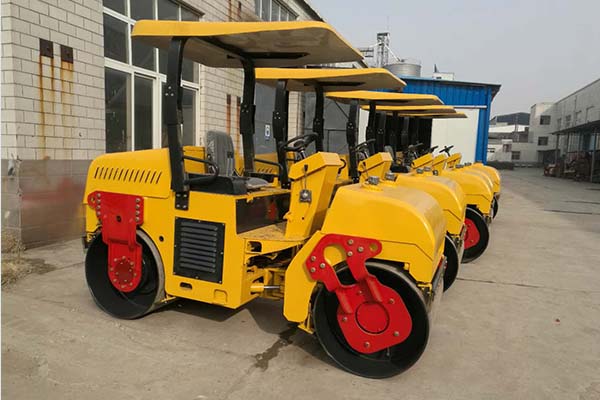 <a href='http://www.jlzcfx.cn' target='_blank'>壓路機(jī)</a> <a href='http://www.jlzcfx.cn' target='_blank'>壓路機(jī)</a>